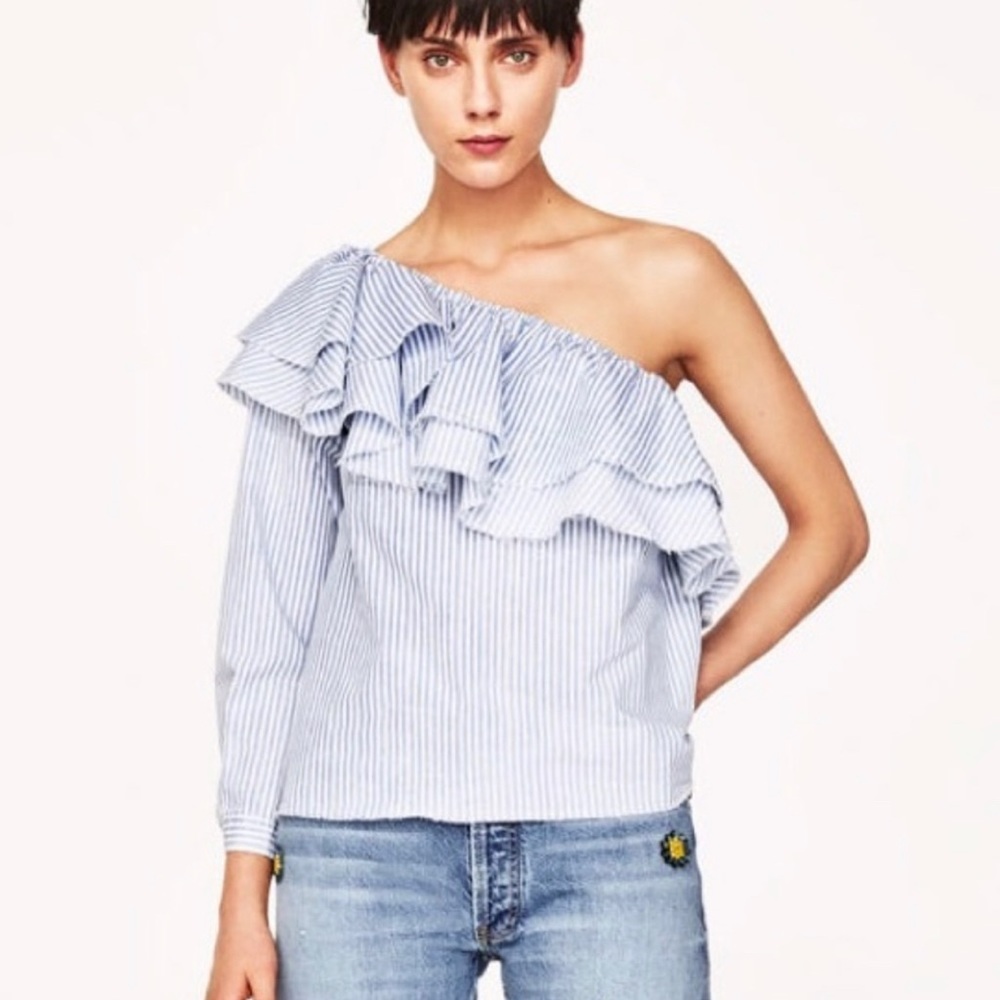 Striped ruffle top
